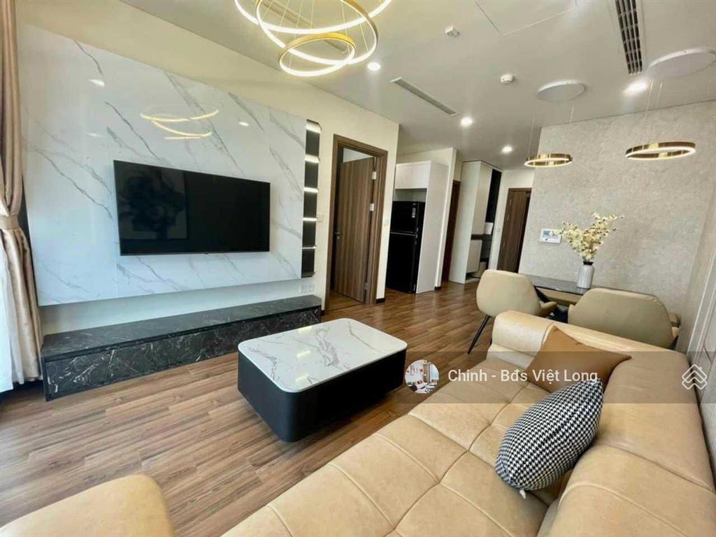 Cho thuê căn hộ chung cư cao cấp discovery central  8b lê trực, 130m2, 3pn, view lăng bác