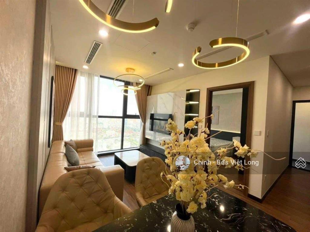 Cho thuê căn hộ chung cư cao cấp discovery central  8b lê trực, 130m2, 3pn, view lăng bác