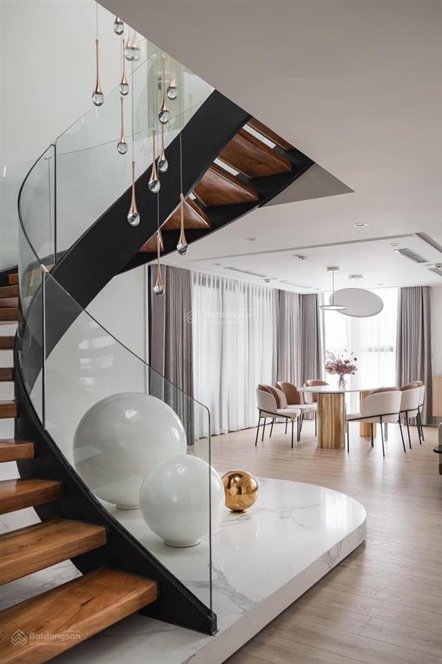 Cho thuê căn hộ duplex grandeur place, 138b giảng võ, 280m2, 4pn, đủ nội thất cao cấp mới 100%