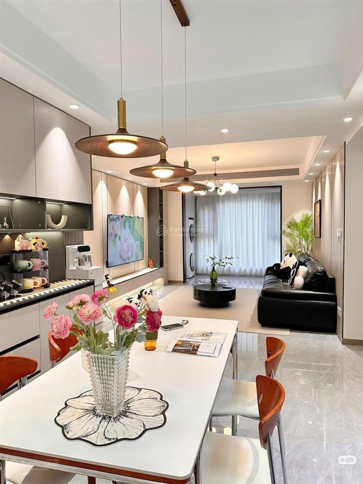 Cho thuê căn hộ cao cấp ngọc khánh plaza, 111m2, 2pn, đủ đồ, view hồ ngọc khánh