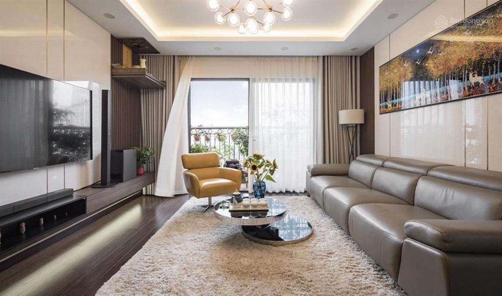 Cho thuê căn hộ vinhomes 54a nguyễn chí thanh, 50m2, 1pn, đầy đủ nội thất đẹp