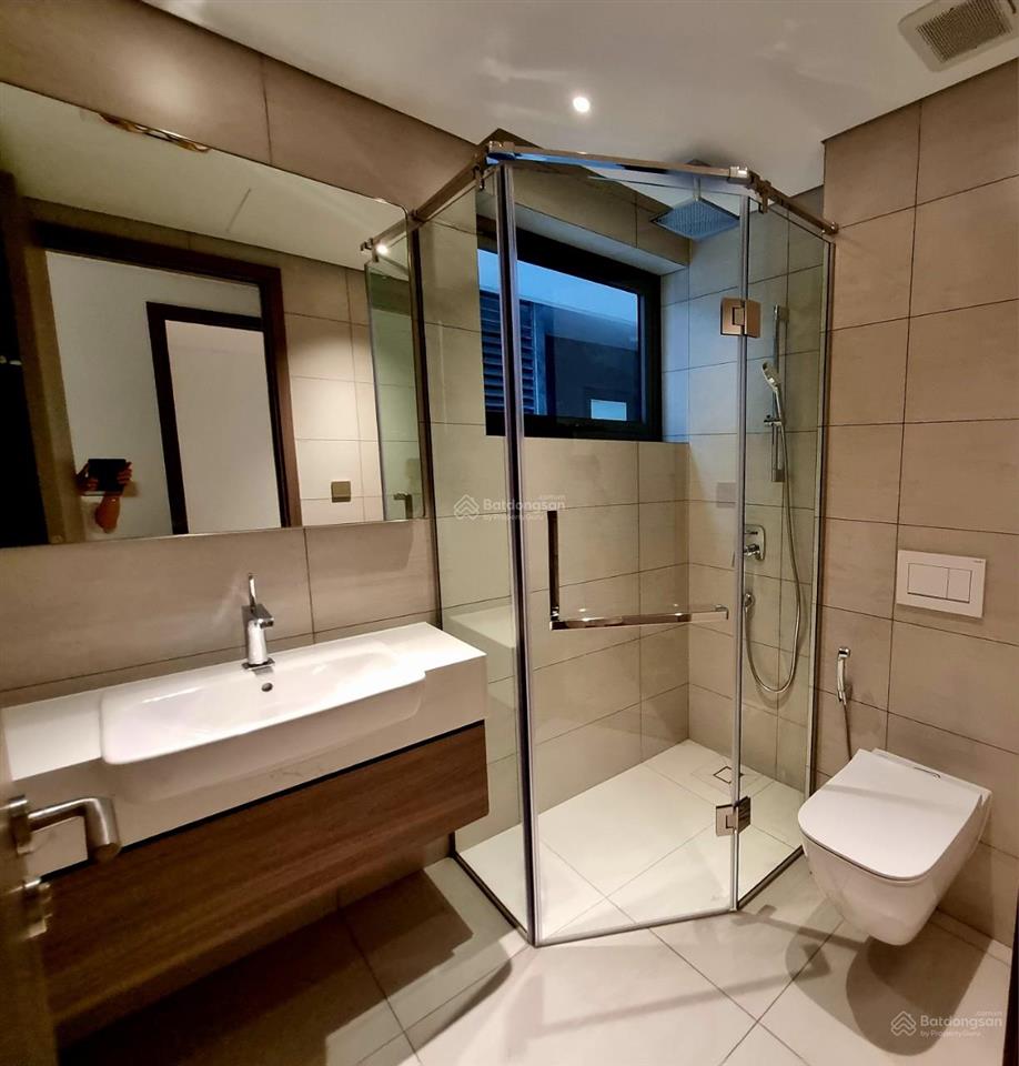 Bán nhanh căn hộ n01t6 ngoại giao đoàn, 142m², 4 pn, căn góc, ban công nam, giá chỉ 21 tỷ