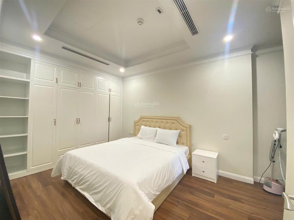 Bán căn hộ trục 07 hateco laroma 113 m2, 3 pn, tầng cao, full nội thất, nhiều ánh sáng, giá 17.4 tỷ