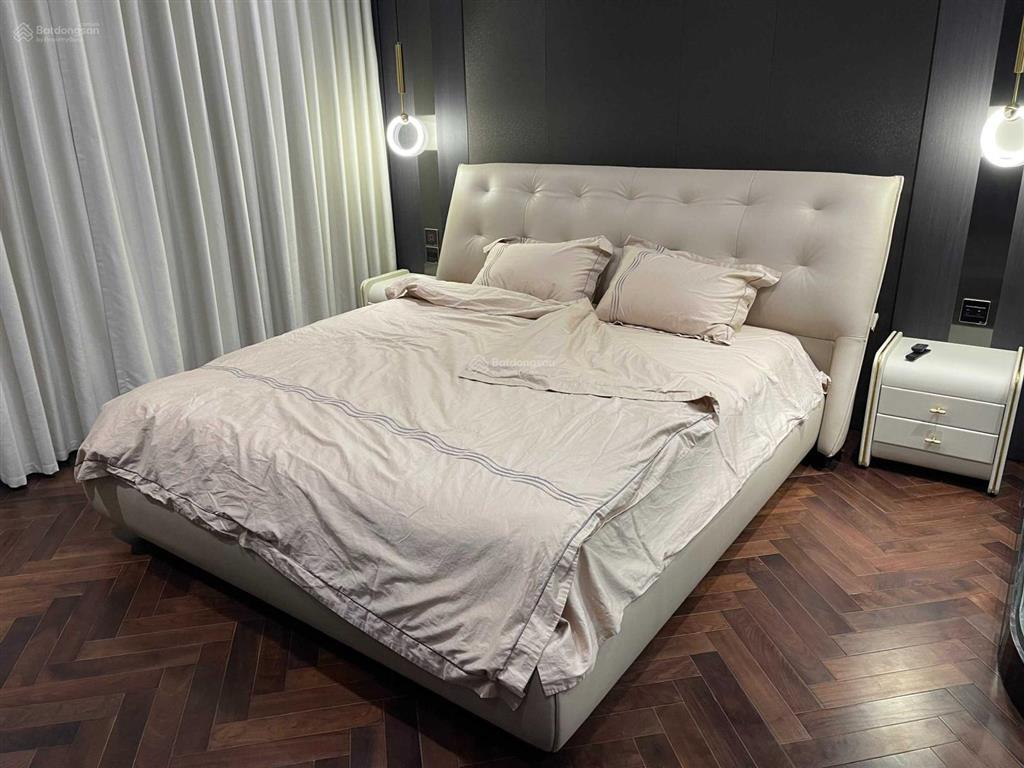 Bán căn hộ h9 starlake từ 2 pn  4 pn, duplex, 101 m2  231 m2, nội thất xịn, giá từ 195 triệu/m2