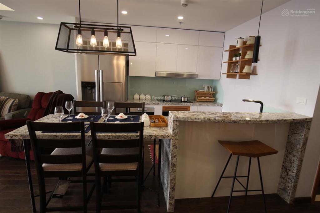 Bán nhanh căn hộ d’. le roi soleil xuân diệu 111 m2, 3 pn, view hồ, full đồ xịn, giá chỉ 17 tỷ