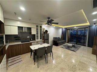 Bán nhanh căn hộ d. le roi soleil xuân diệu 88 m2, 2 pn, view sông hồng, full đồ xịn, giá chỉ 14 tỷ