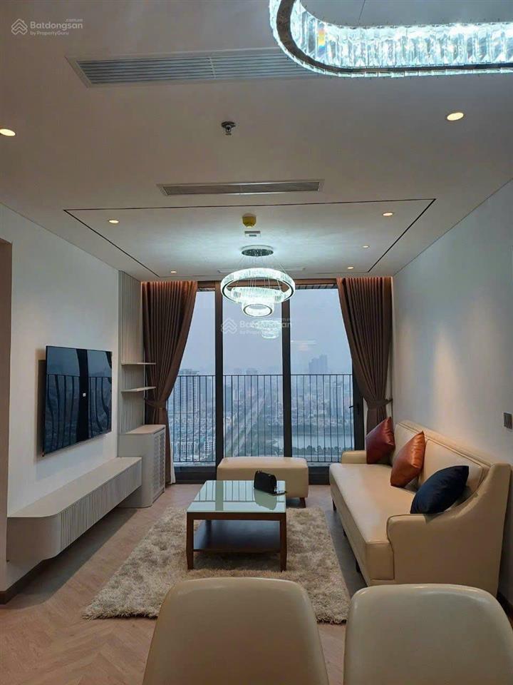 Cho thuê căn hộ han jardin 106 m2, 3 pn, ban công đông, view hồ tây, tầng cao, đồ xịn, 25 triệu