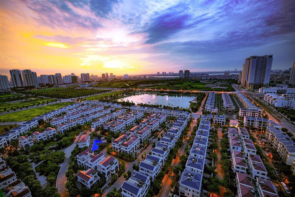 Cho thuê biệt thự đơn lập starlake siêu vip cho chuyên gia, 330 m2 đất, 3 tầng 1 hầm, nội thất xịn