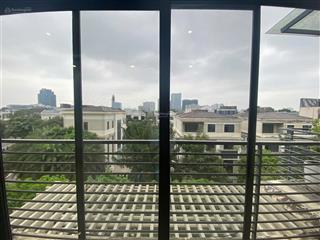 Bán liền kề starlake khu h10, đất 132 m2, xây 70 m2, 4 tầng, 2 sân vườn, full đồ giá 79 tỷ
