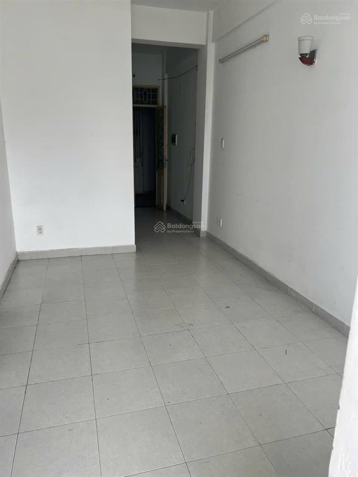 Bán cc b1 trường sa, 4,3 tỷ, 50m2, 2pn, 2wc, giá siêu hời