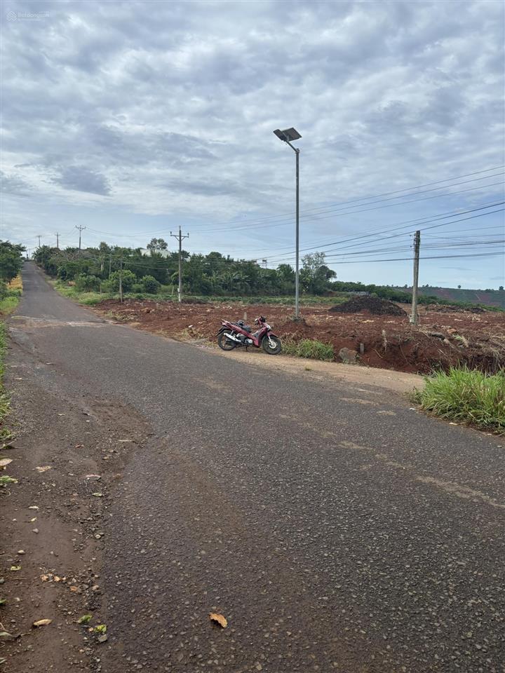 Bán đất tân nghĩa di linh 170m2 giá 439 triệu, cách đường nhựa liên xã 20m, ô tô tận đất.