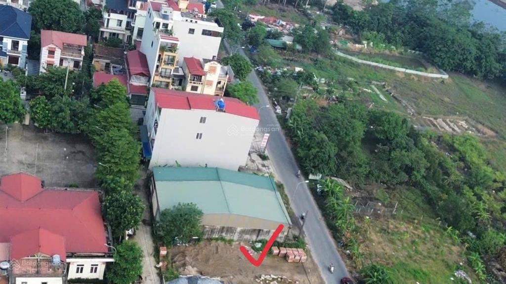 Nhỉnh 9 tỉ có ngay 120m, 2 mặt tiền tại đường quang minh, thị trấn chi đông.