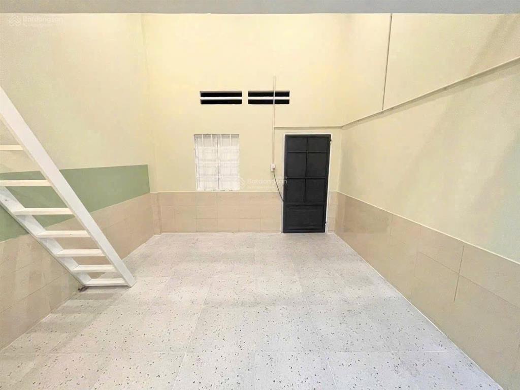 Duplex cửa sổ thoáng tiện đi đến đường hiệp bình, kha vạn cân