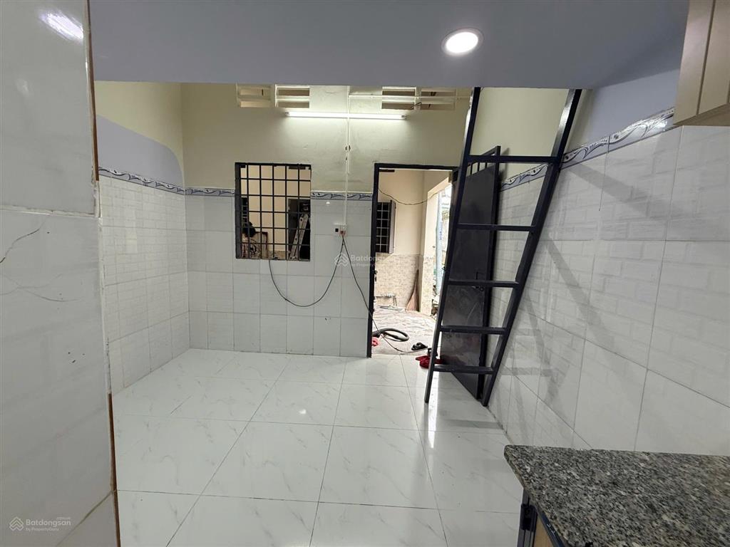 Duplex xinh giá hời gần nút giao gò dưa, thủ đức