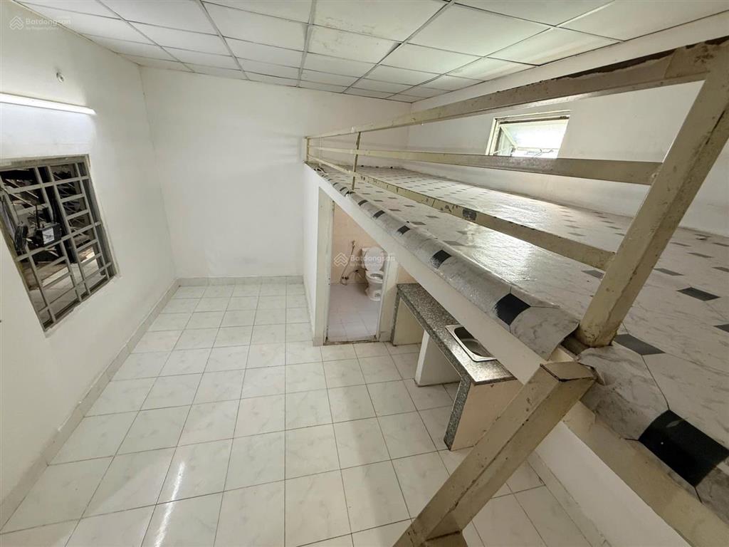 Duplex rộng giá hời gần vincom phan văn trị