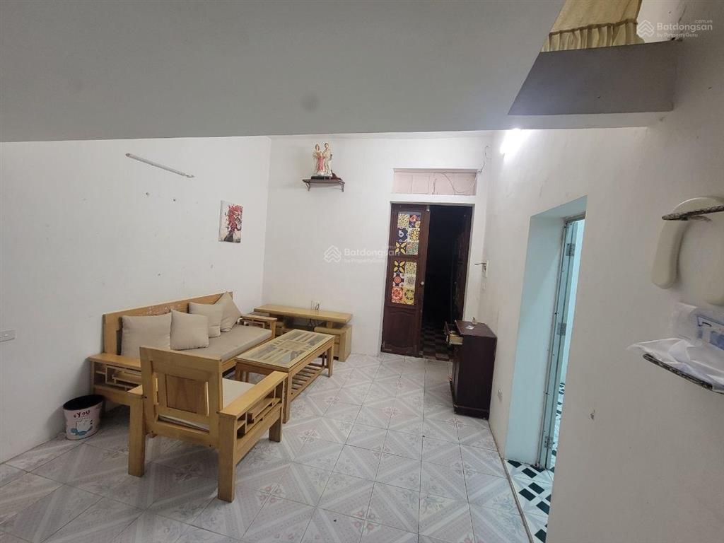 Cho thuê căn hộ tập thể dốc thọ lão