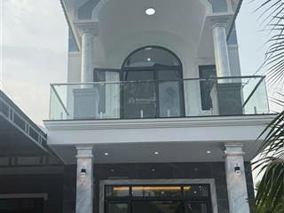 Bớt 200 triệu  chủ gửi bán gấp nhà 1 trệt 1 lầu  gần mỹ phước 3,4 thới hòa bến cát