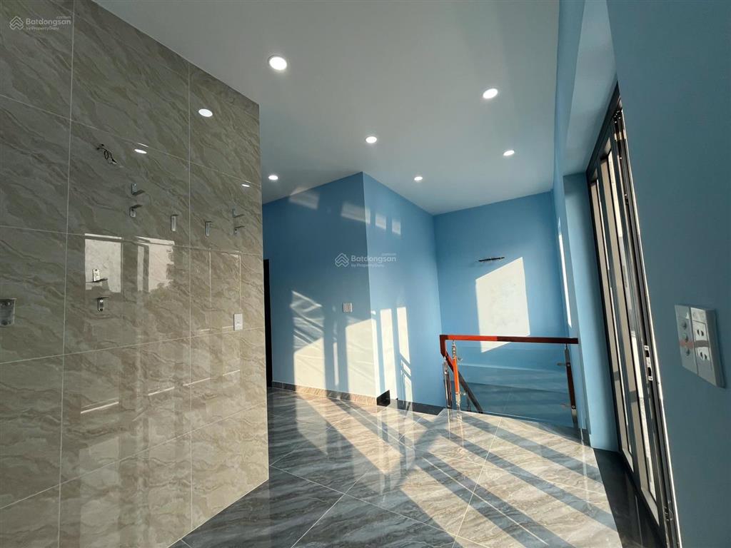 Nhà 2 lầu gần đại nam  thới hòa  bến cát