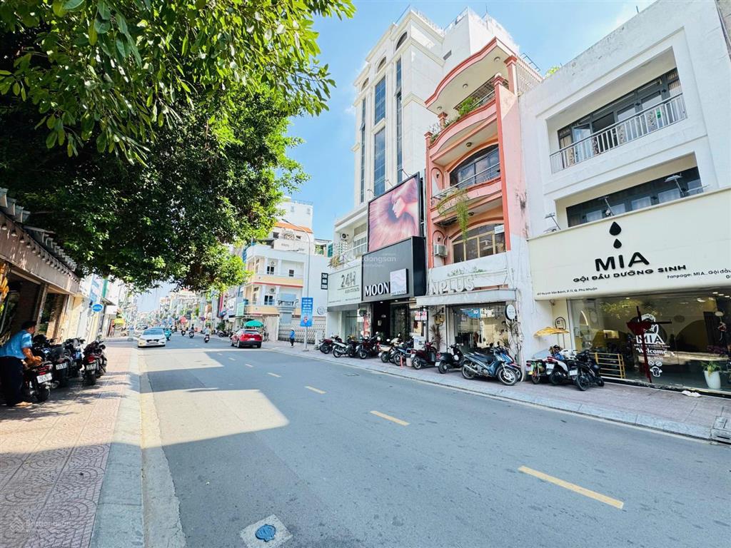 Mặt tiền huỳnh văn bánh  phú nhuận  3 tầng  46 tỷ tl  120m2 ngang 9,38 m
