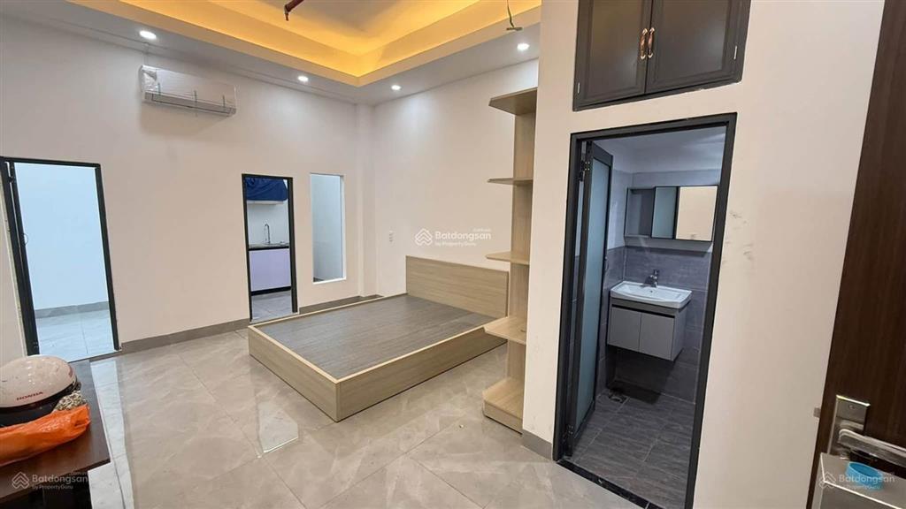 Bán tòa chdv mặt tiền đường xe hơi gần đỗ xuân hợp  dương đình hội  13,5 tỷ  9 phòng