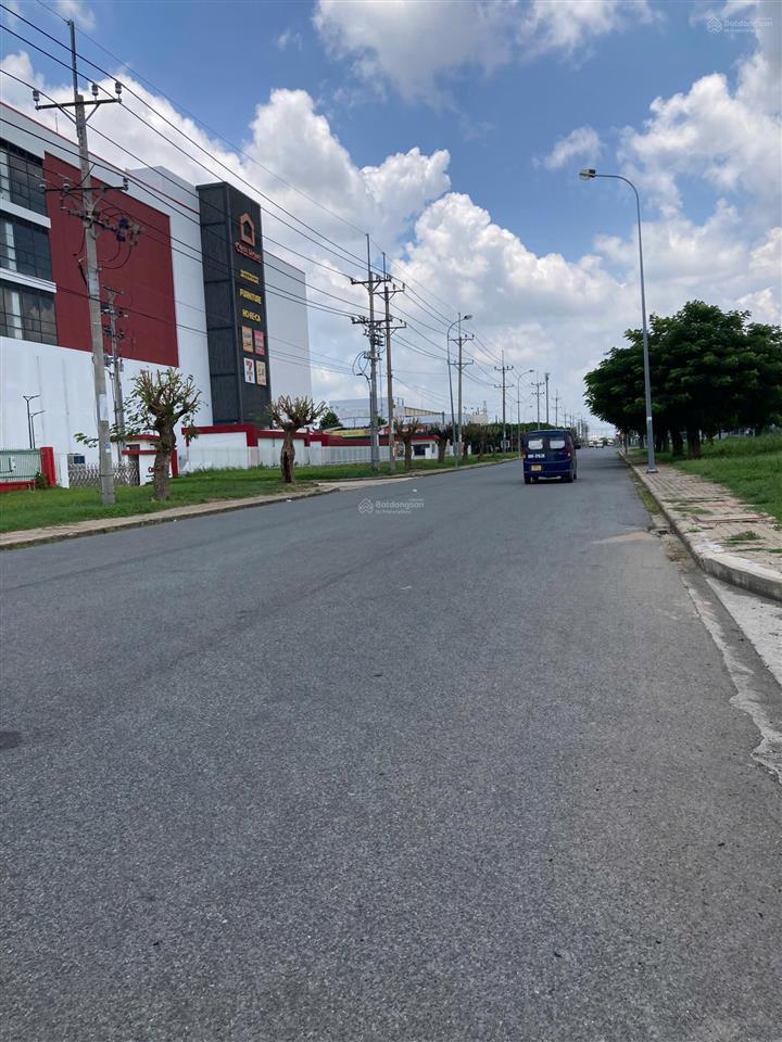 Bán nhanh kcn long hậu long an (tây ninh mới), dt đất nhỏ hiếm thấy, gần trung tâm hcm