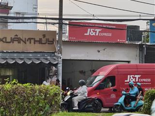 Mặt tiền tân sơn 150m², ngang 6,2m dài 25m đối diện sân golf tân sơn nhất