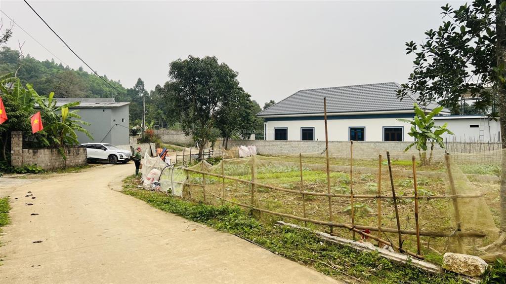 Bán đất liên xã, 1,5 tỷ, 311m2, lô góc, mặt tiền 35m, pháp lý đầy đủ, hòa bình hot
