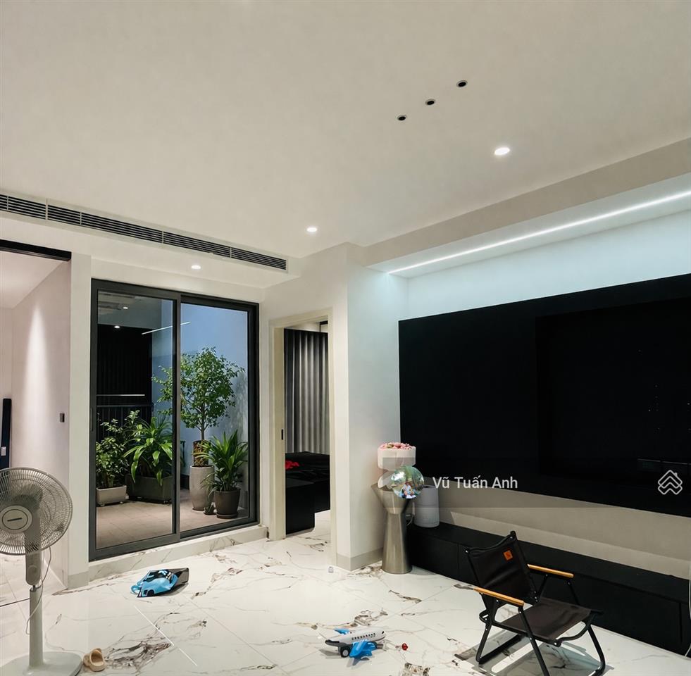 Bán gấp căn hộ 103m2 3pn/3vs the pride, giá 6,6tỷ, hot! full điều hoà âm trần, nội thất xịn