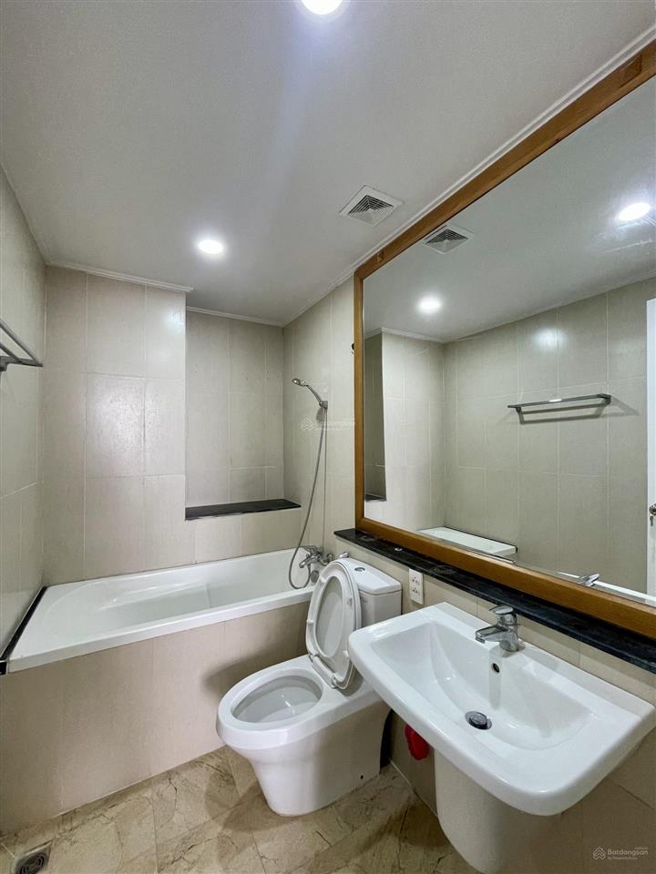 Bán căn hộ đẹp tại usilk 102, usilk city, 94m2, giá thỏa thuận, nhiều tiện ích hot!