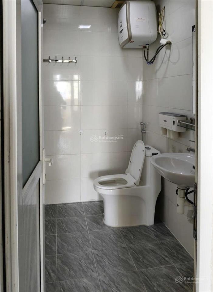 Bán căn hộ cc giá tốt tại khu đô thị văn khê, 3,95tỷ, 68m2, 2pn, 2wc