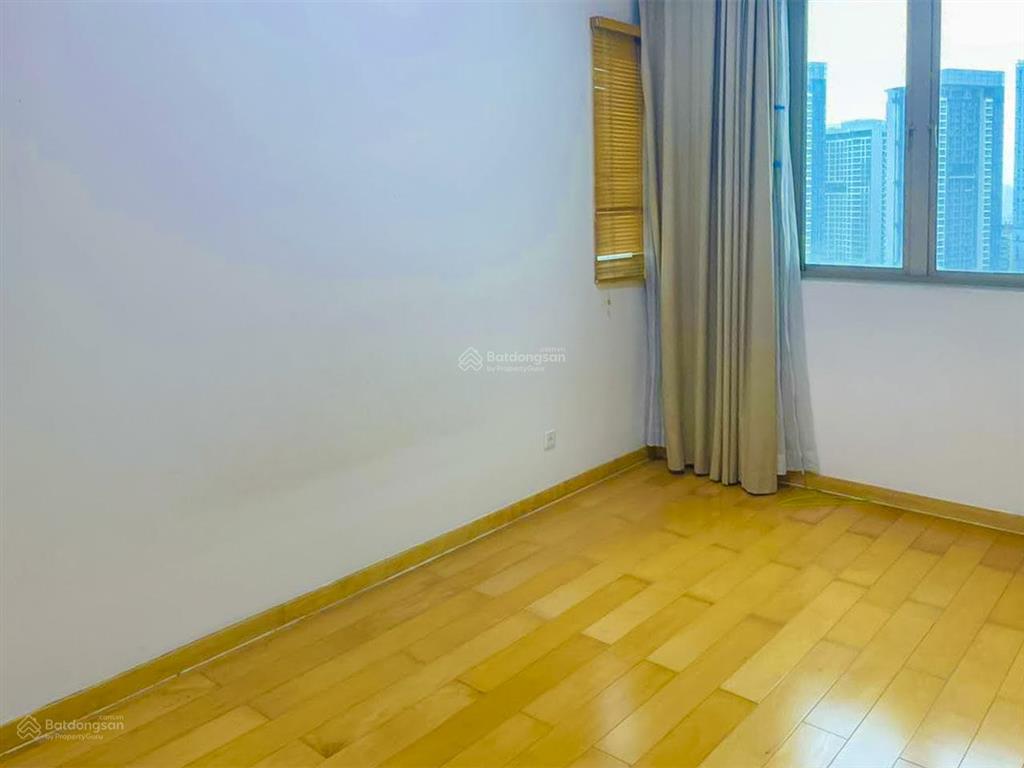 Căn hộ bán tại the vista an phú tầng cao gồm 4 phòng ngủ view sông với diện tích 176m2