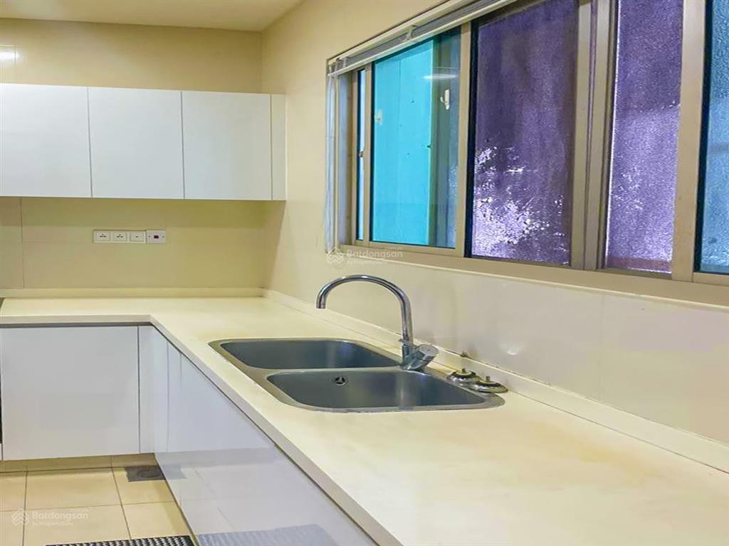 Căn hộ bán tại the vista an phú tầng cao gồm 4 phòng ngủ view sông với diện tích 176m2