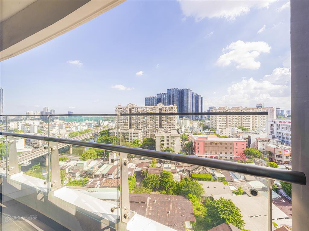 Căn hộ bán tại city garden gồm 1 phòng ngủ tầng trung view đẹp với diện tích 69m2