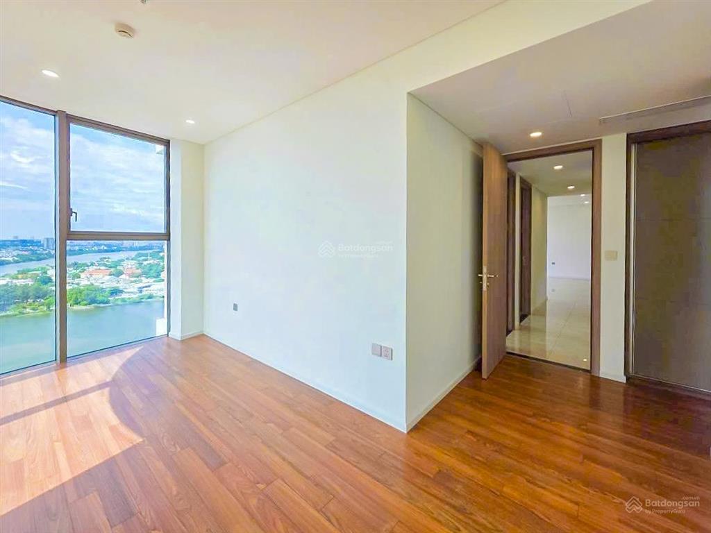 Bán căn hộ tại thảo điền green gồm 3 phòng ngủ tầng cao view đẹp với diện tích 126m2