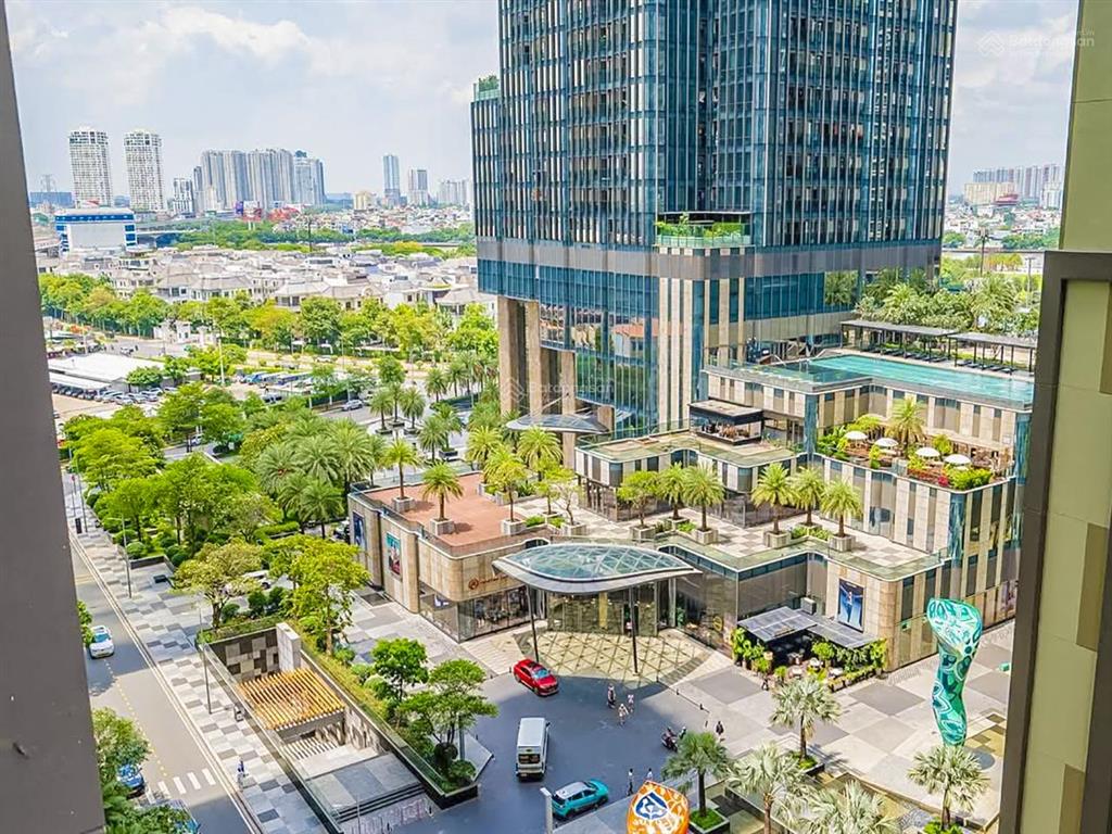 Bán căn hộ tại vinhomes central park gồm 3 phòng ngủ tầng trung view đẹp với diện tích 108m2
