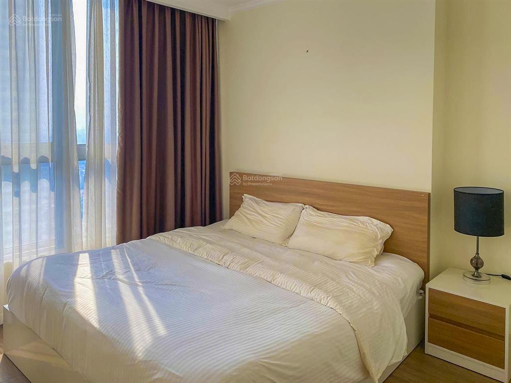 Bán căn hộ tại vinhomes central park gồm 1 phòng ngủ tầng cao view đẹp với diện tích 50,5m2