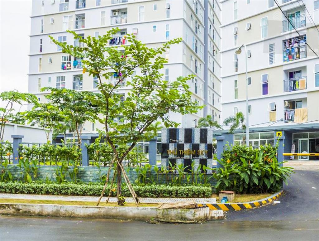 Bán căn hộ tại thủ thiêm sky gồm 2 phòng ngủ tầng trung view đẹp với diện tích 56m2