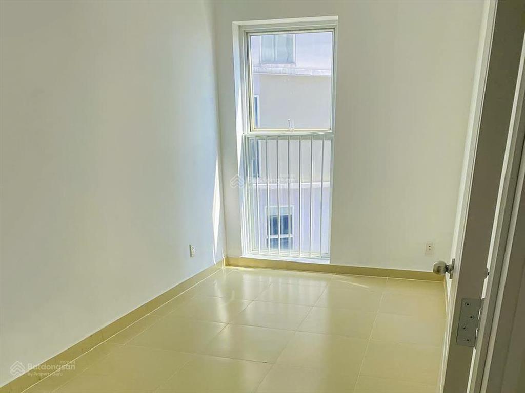 Bán căn hộ tại thủ thiêm sky gồm 2 phòng ngủ tầng trung view đẹp với diện tích 56m2