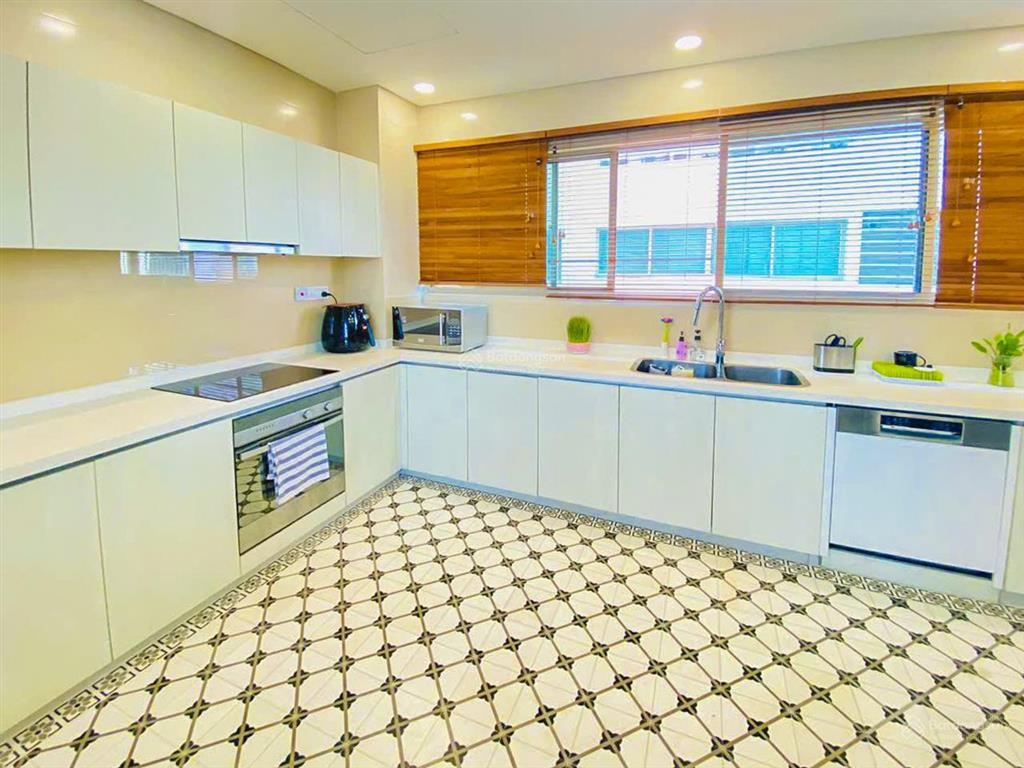 Bán và cho thuê penthouse tại the vista gồm 5 phòng ngủ tầng cao view sông với diện tích 456m2
