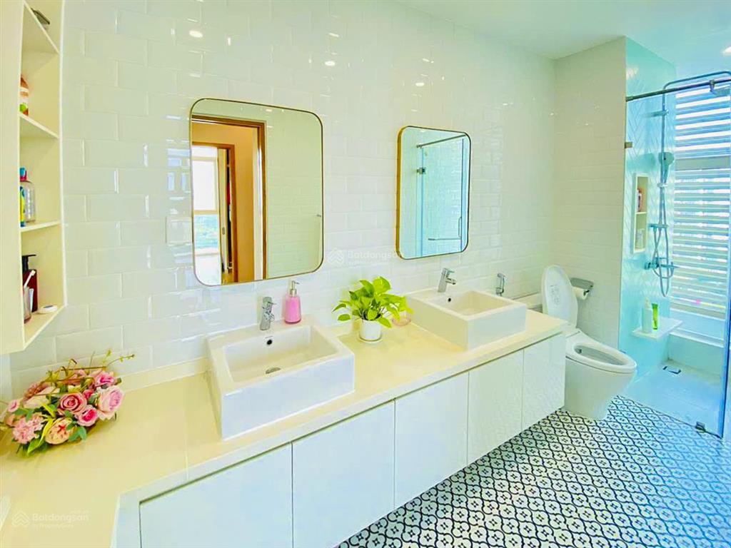 Bán và cho thuê penthouse tại the vista gồm 5 phòng ngủ tầng cao view sông với diện tích 456m2