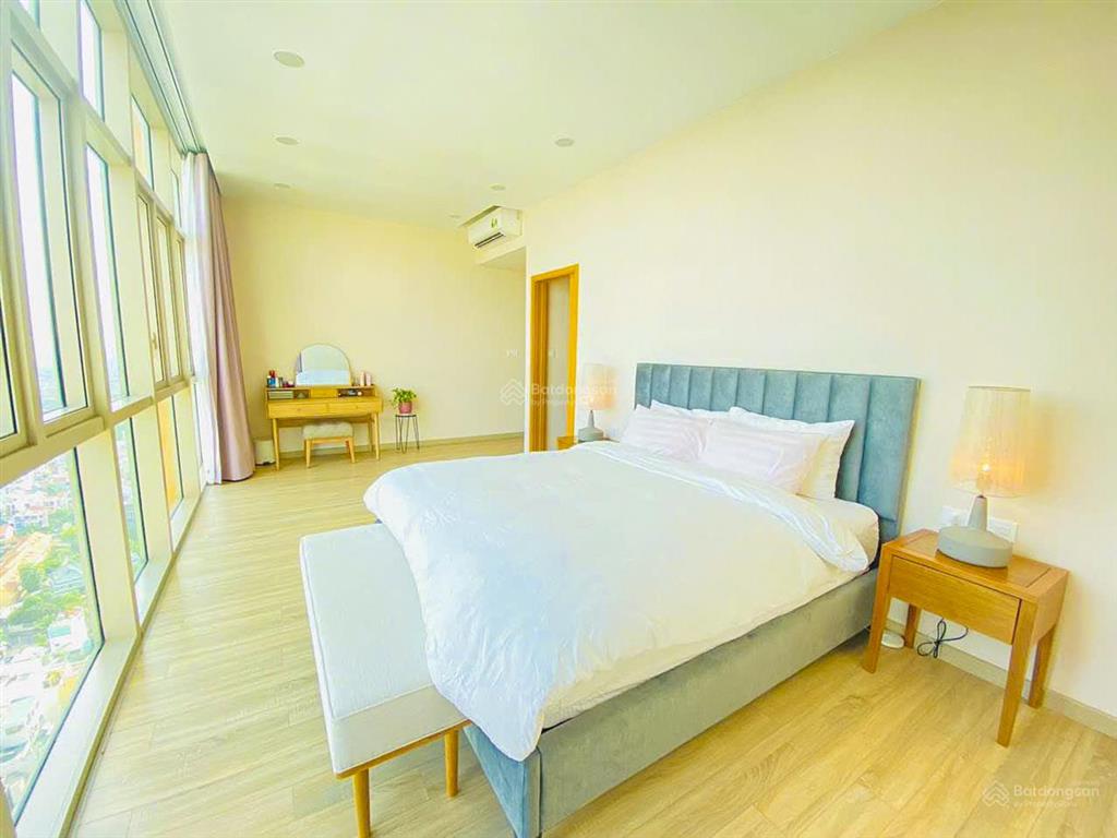 Bán và cho thuê penthouse tại the vista gồm 5 phòng ngủ tầng cao view sông với diện tích 456m2