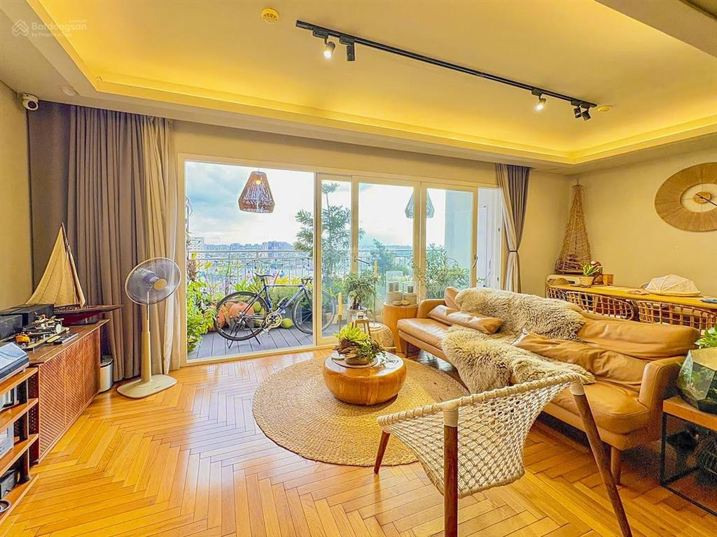 Bán căn hộ tại xi riverview palace gồm 3 phòng ngủ tầng cao view đẹp với diện tích 145m2
