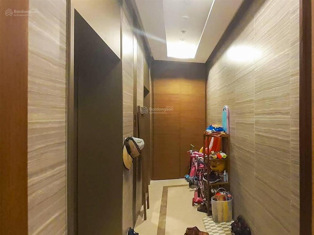 Bán căn hộ tại the nassim gồm 3 phòng ngủ tầng trung view sông với diện tích 135m2