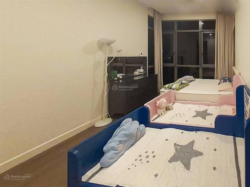 Bán căn hộ tại the nassim gồm 3 phòng ngủ tầng trung view sông với diện tích 135m2