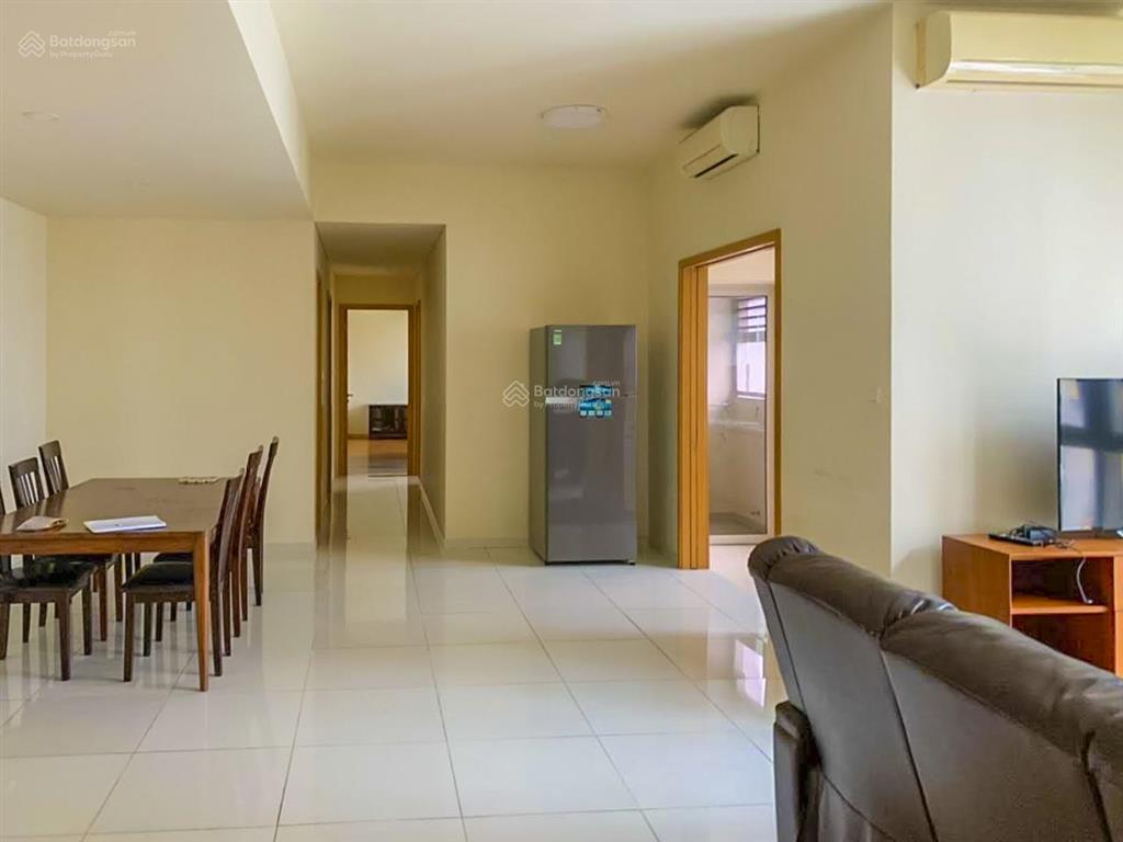 Bán căn hộ tại the vista tầng cao gồm 3 phòng ngủ view đẹp với diện tích 150m2