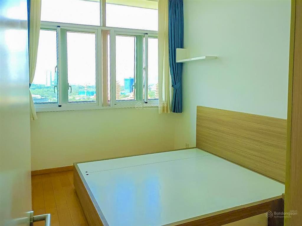 Căn hộ bán tại the vista gồm 3 phòng ngủ tầng trung view đẹp với diện tích 139m2