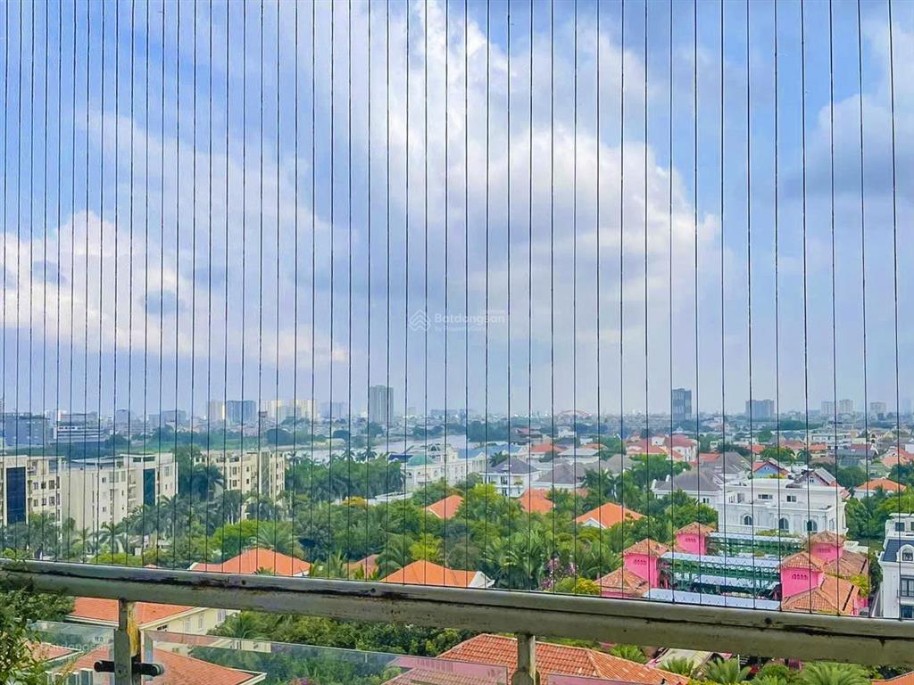 Bán căn hộ tại hoàng anh riverview gồm 4 phòng ngủ tầng trung view đẹp với diện tích 177m2