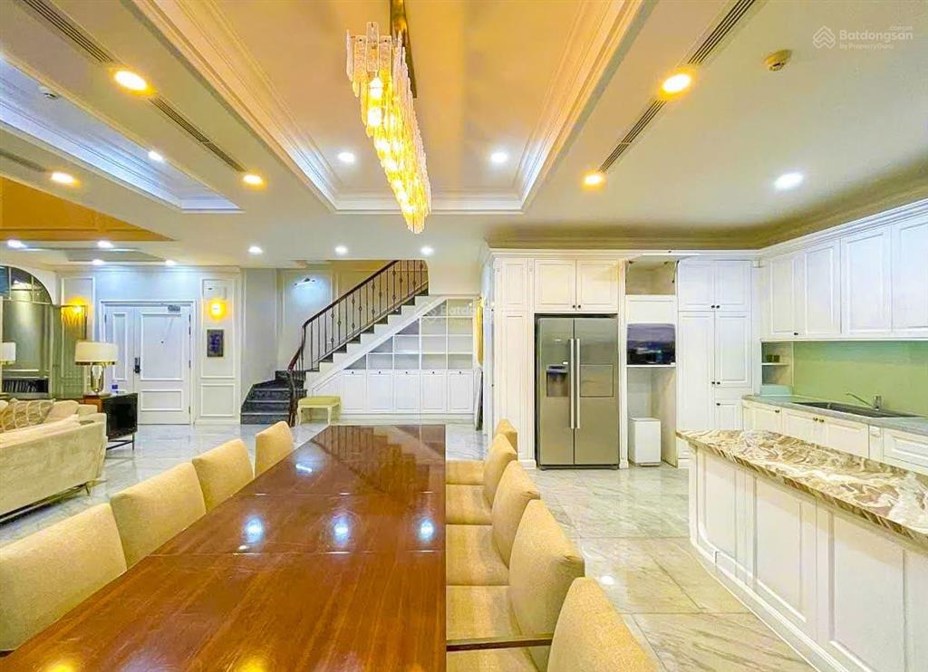 Cần bán hoặc cho thuê sky villa tại diamond island tháp hawaii gồm 5 phòng ngủ 391m2