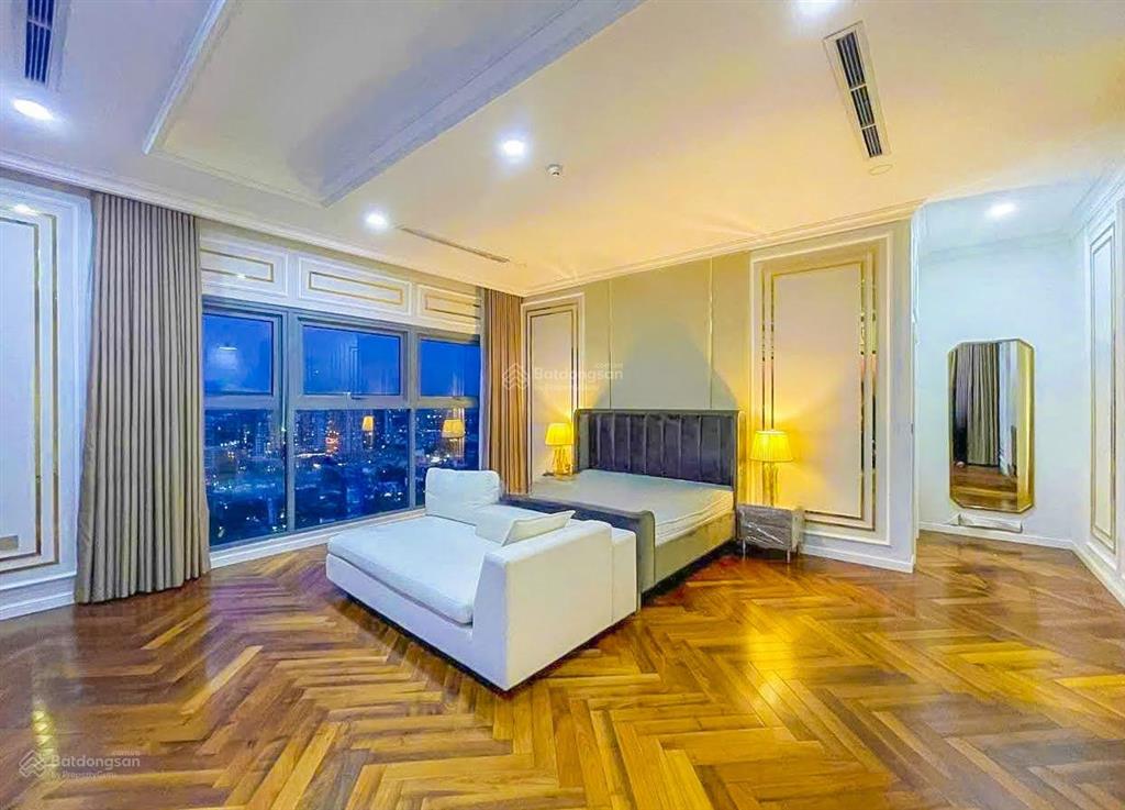 Cần bán hoặc cho thuê sky villa tại diamond island tháp hawaii gồm 5 phòng ngủ 391m2