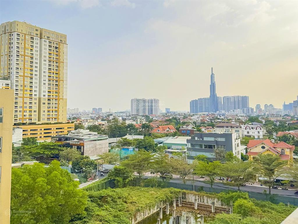 Căn hộ bán hoặc cho thuê tại river garden tầng trung view đẹp gồm 3 phòng ngủ với diện tích 133m2